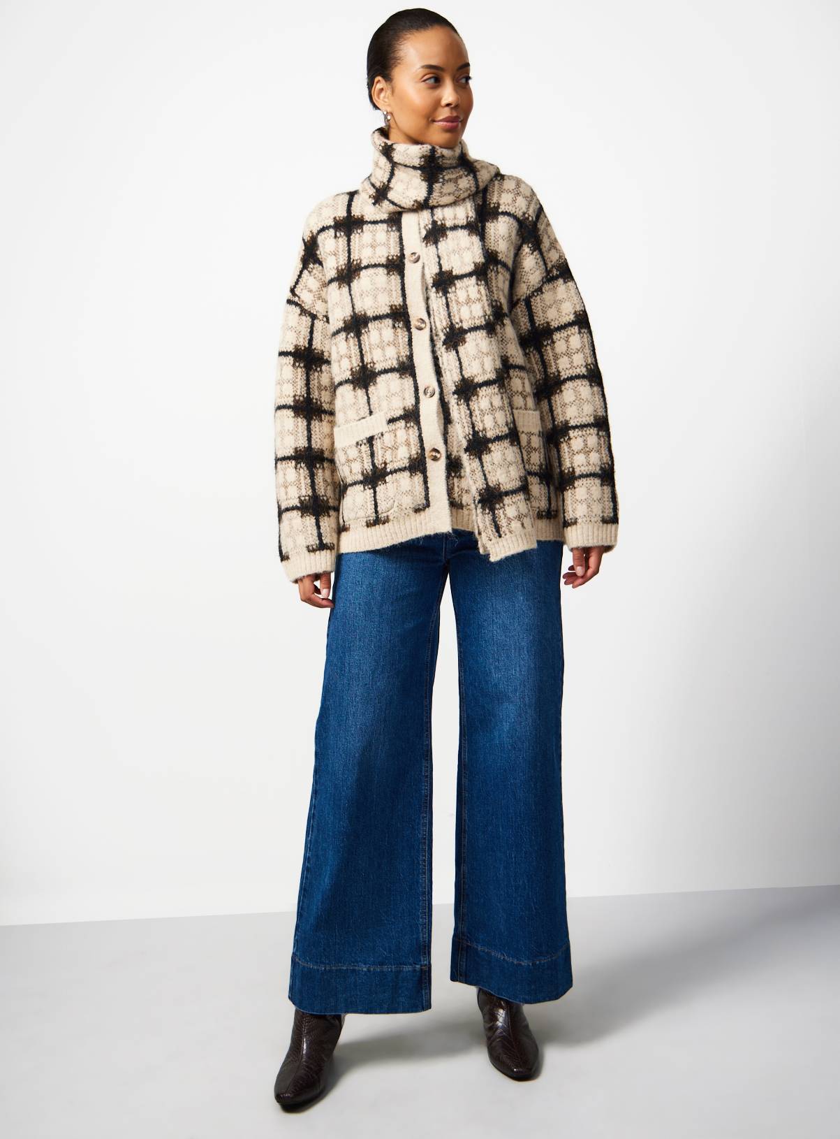 Neutral Check Print Cardigan & Scarf M - Image 2
